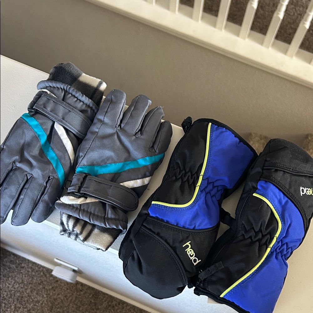 Kids Winter Gloves Set - Blue and Gray